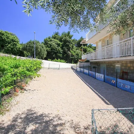 Apartment Robinson Danica 1 *