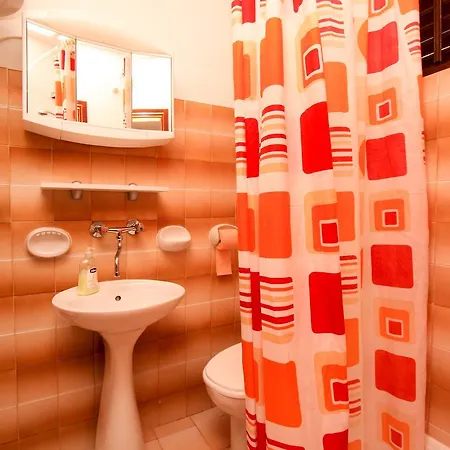 Apartment Robinson Danica 1 *